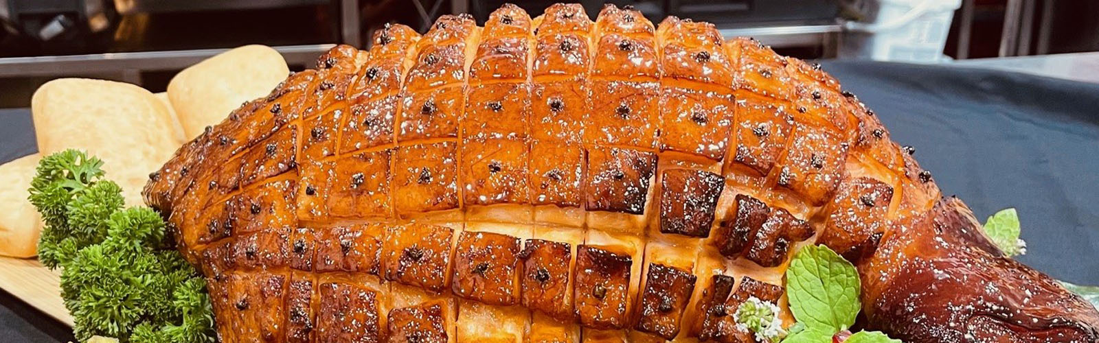 Smoked Vanilla & Whiskey Glazed Ham With Pineapple Relish